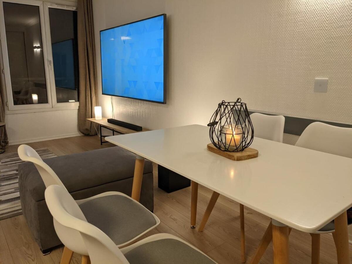 Paris Expo Suite Appartement & Parkings Dans Un Hotel 4 Etoiles, Porte De Versailles - Check In Autonome 24-7 Issy-les-Moulineaux Zewnętrze zdjęcie